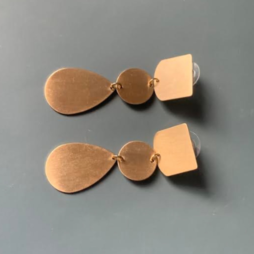 🆕 Geometric Earrings - Picture 3 of 10